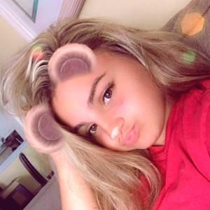 Meet your Posher, Kaitlyn